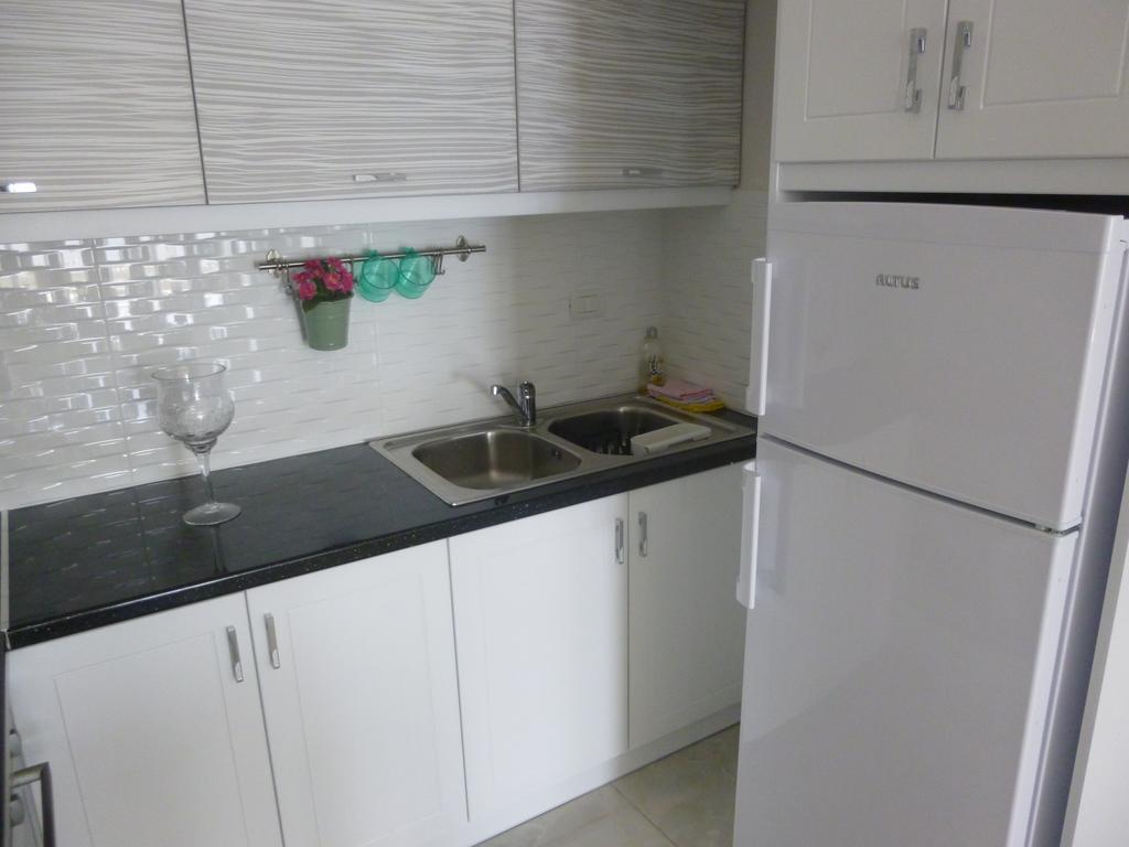 Amarilis Luxury Apartment Саранда Номер фото