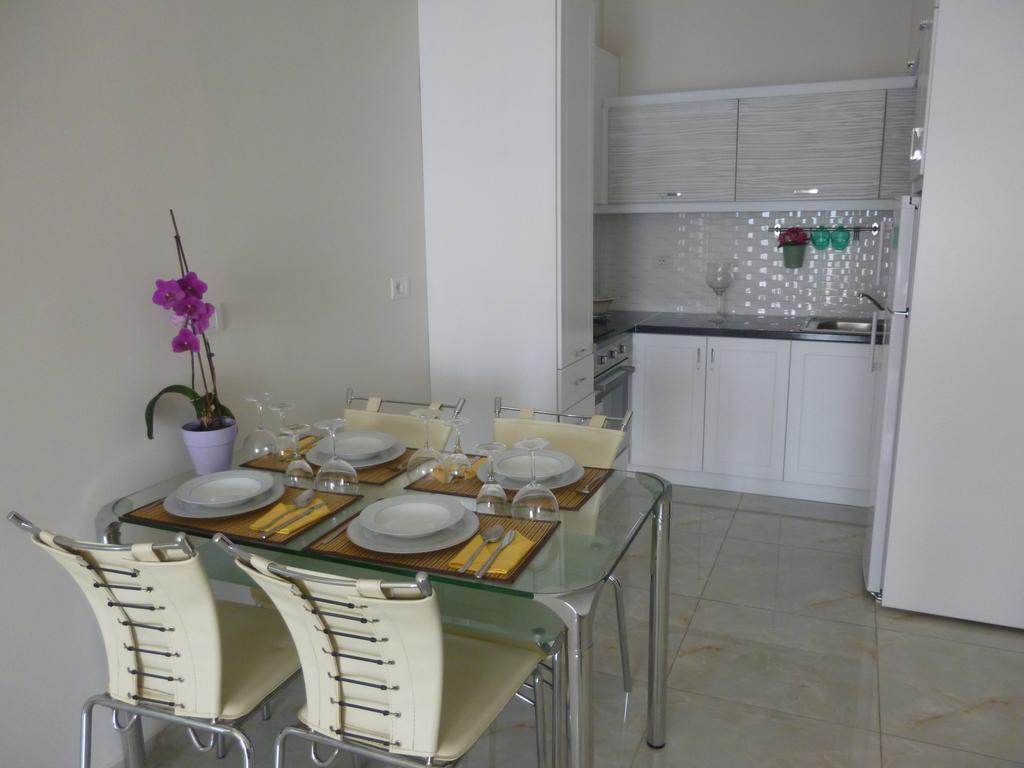 Amarilis Luxury Apartment Саранда Номер фото